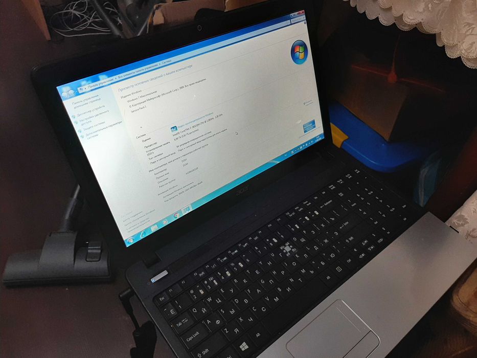 Ноутбук Acer Aspire E1-571G