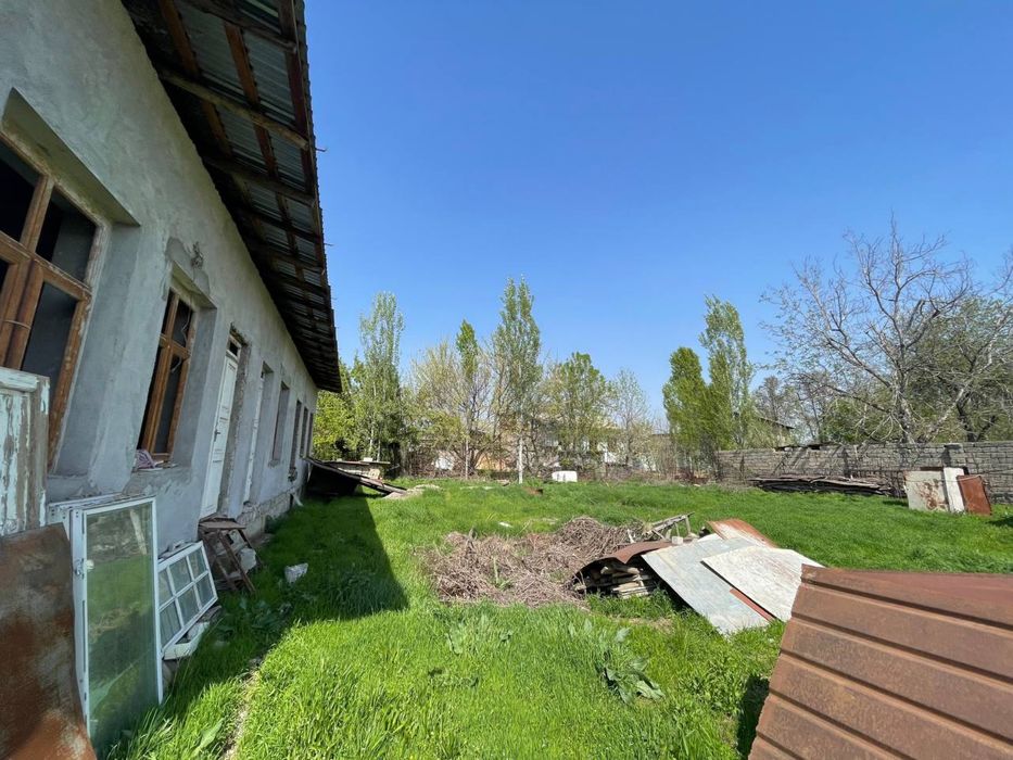 Яшнаобод туманда участок сотилади