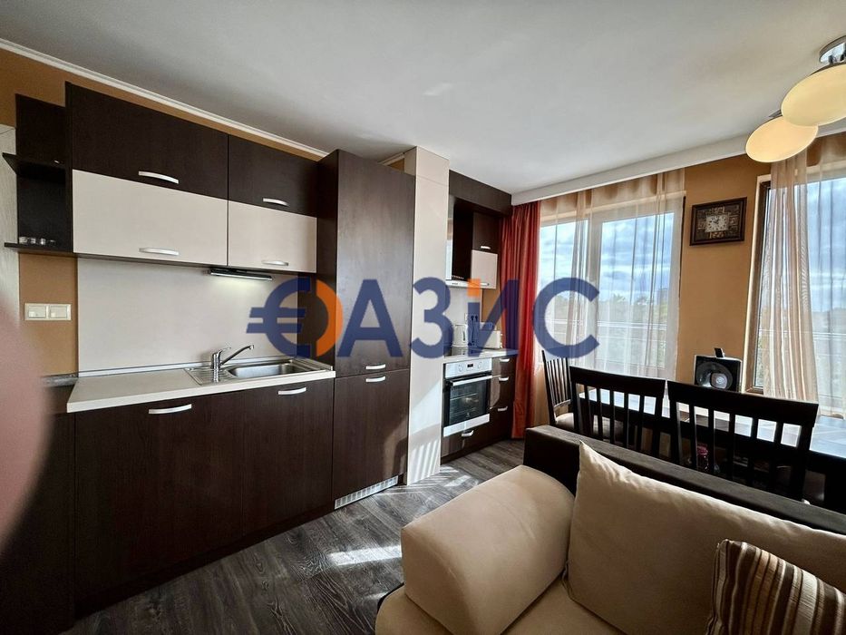 Продава се Двустаен апартамент в к.к. Слънчев бряг - 87 кв.м за 621 €/кв.м - Снимка #9