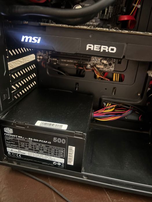 Продавам геймърски компютър