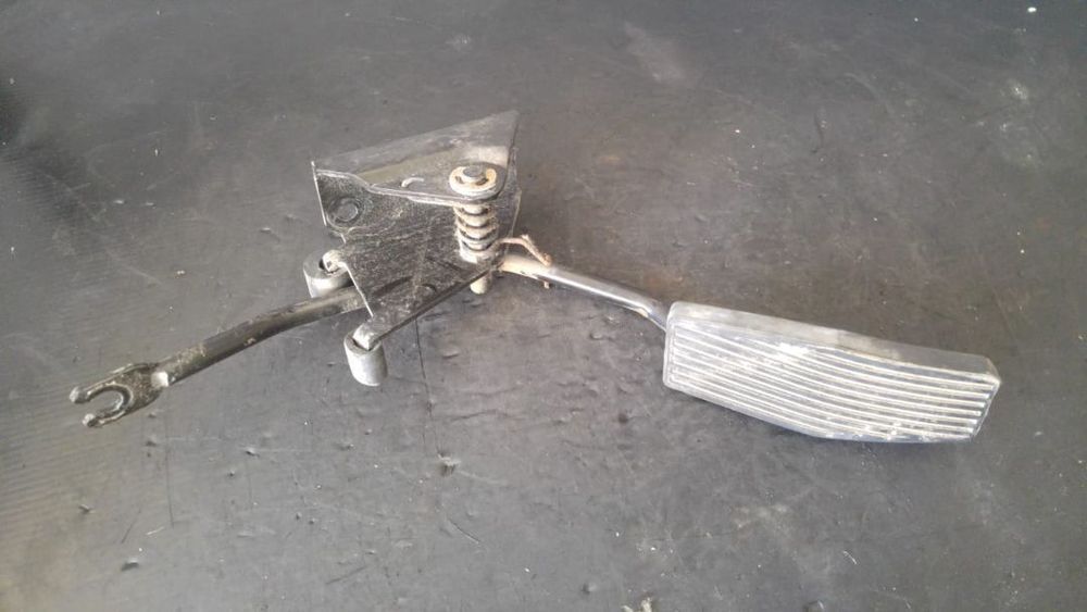 Pedala acceleratie 1.6 b x16xel opel vectra b