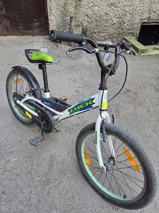 Продам велосипед на ребенка 6-8лет