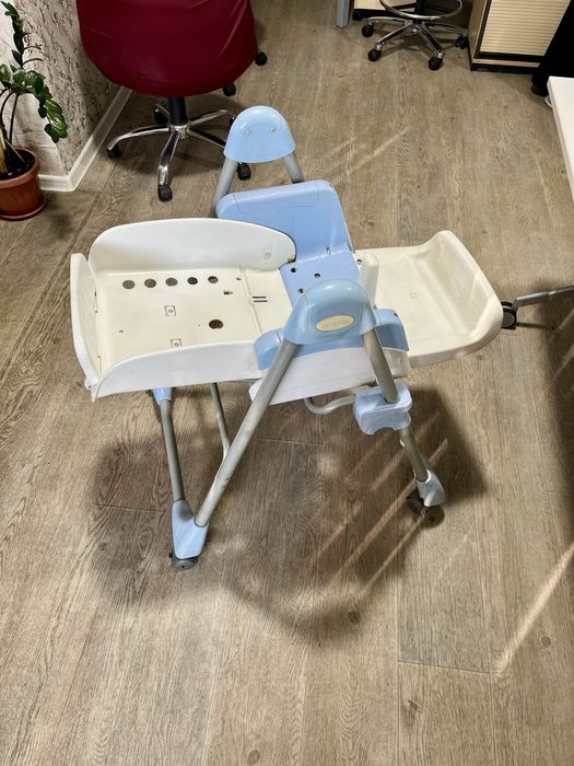 Продам детский стул трансформер