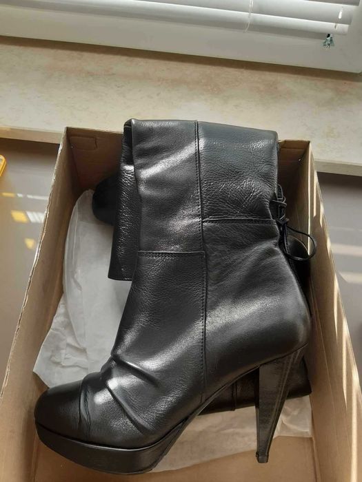 Ботуши от естествена кожа