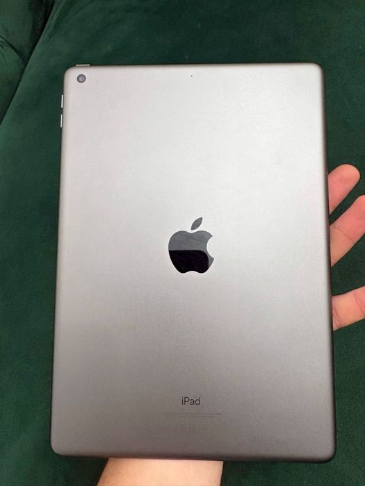 Ipad generatia 9 64 Gb