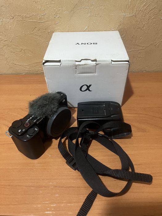 Sony ZV-E10 чёрный