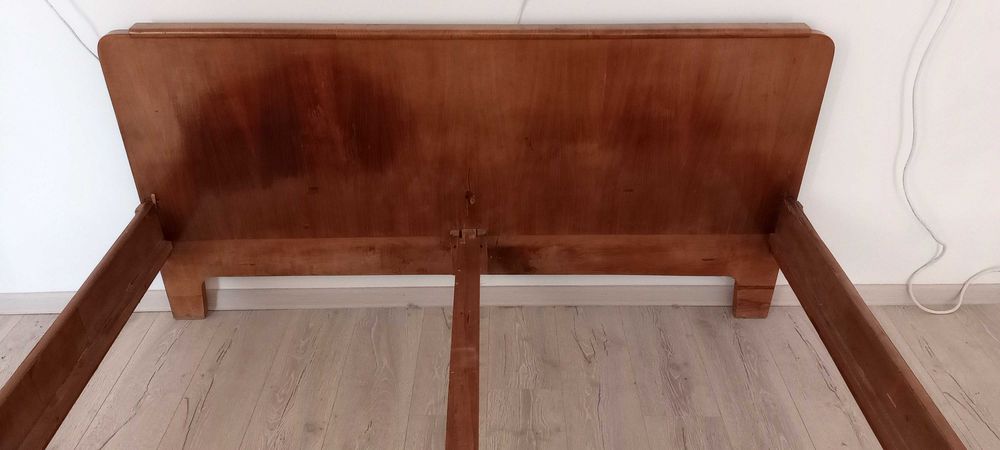 Спалня от дърво за матрак с размери 164х190 см или 160х190 см