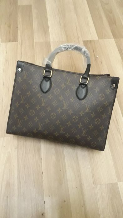 Дамска чанта Louis Vuitton