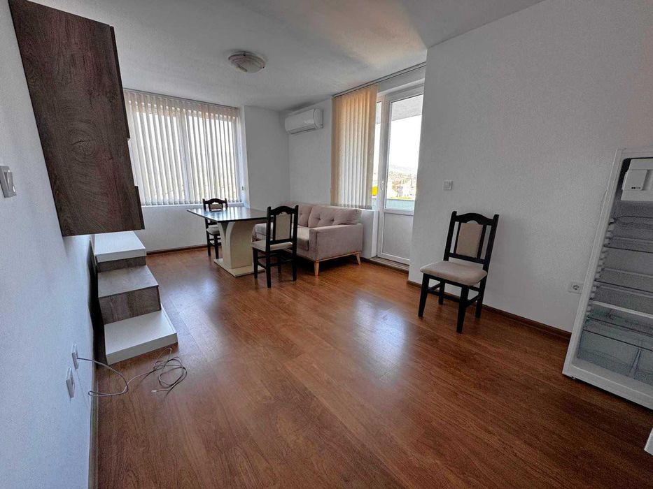 Дава се под наем Двустаен апартамент в Севлиево - 55 кв.м за 229.5 € - Снимка #1