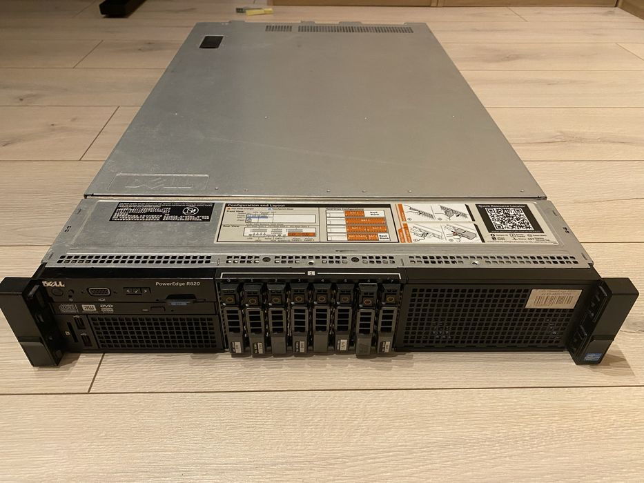 Server Dell R820 - 32 Cores, 176GB RAM, SSD 1TB + 2TB HDD