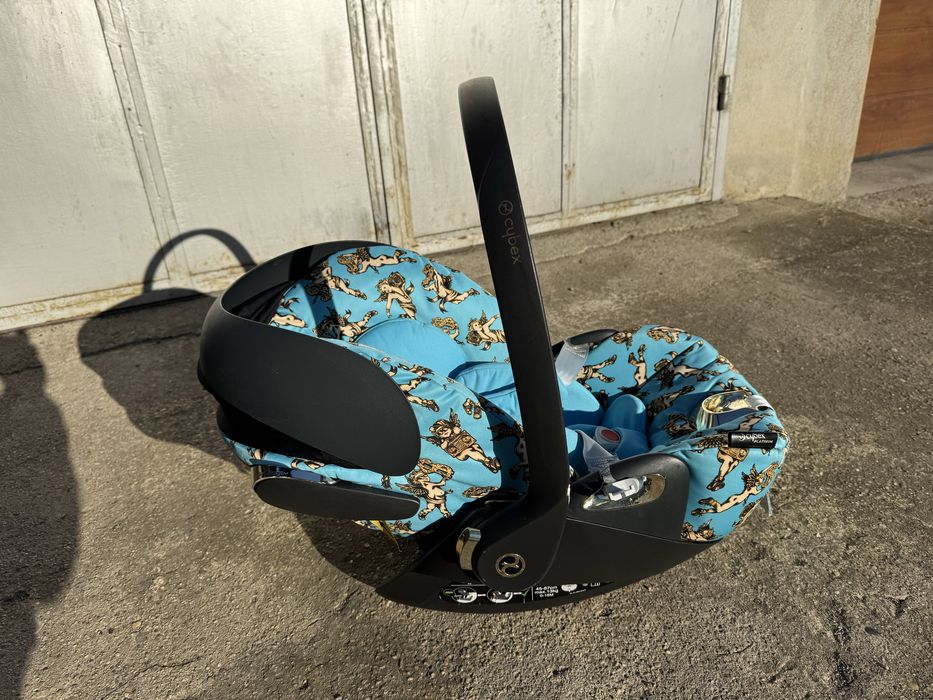 Cybex priam шаси с летен кош и кош за новородено