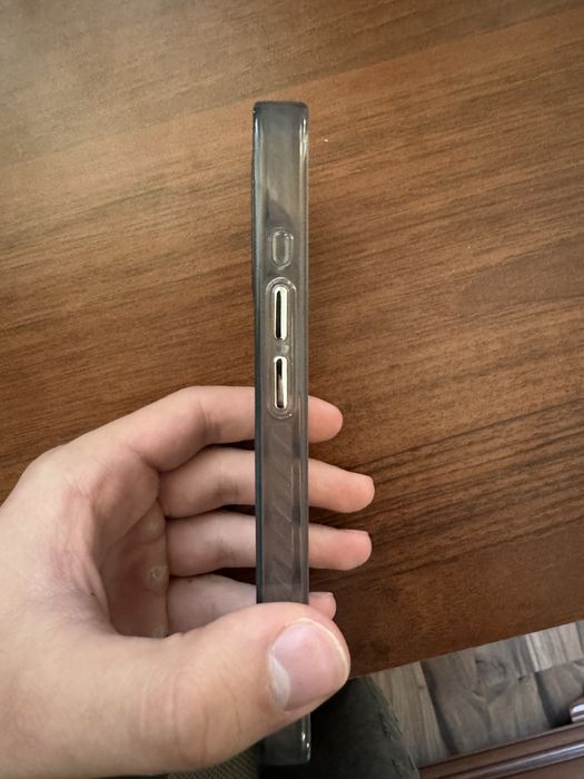 Iphone 15 Pro - кейс