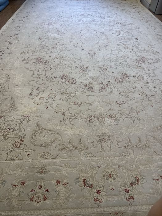 Продам ковер шелковый