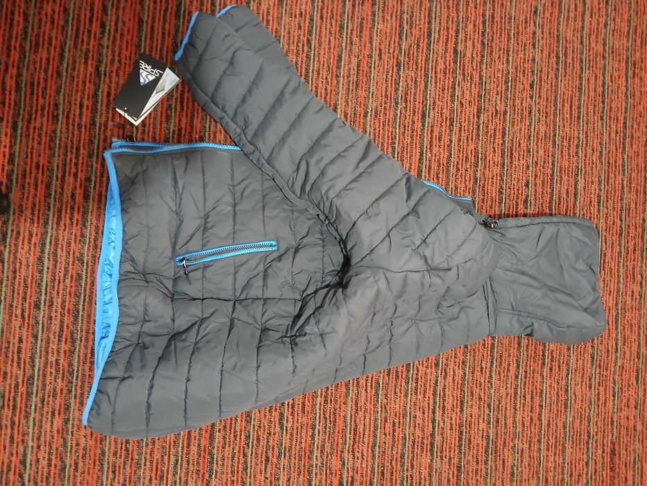 Kurtka Sotiladi Kuz-qishki