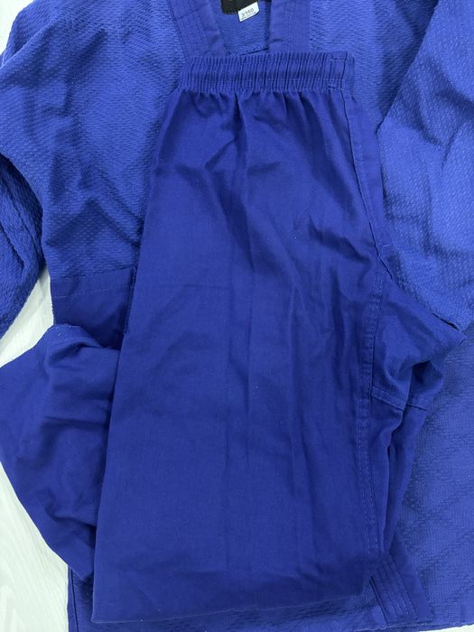 Продам Кимано на рост 160см