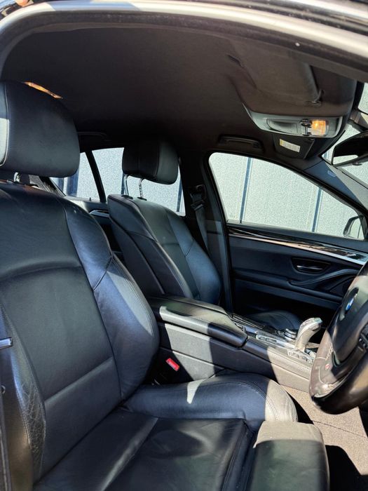 Dezmembrez Bmw F10 M pachet 520D 184 cp