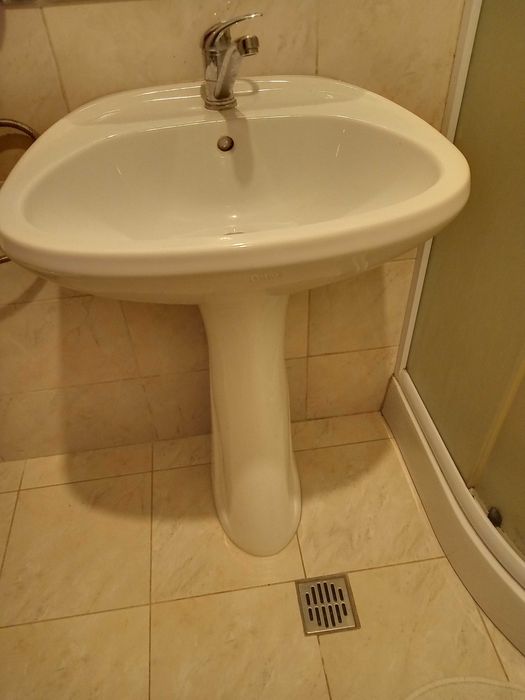 Lavoar baie și vas toaletă