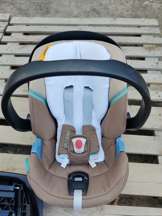 Автокресло Cybex Aton 3 dune marwin