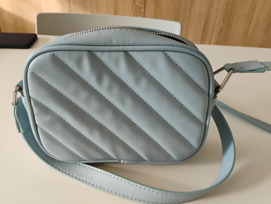 Лятна чанта с дълга дръжка