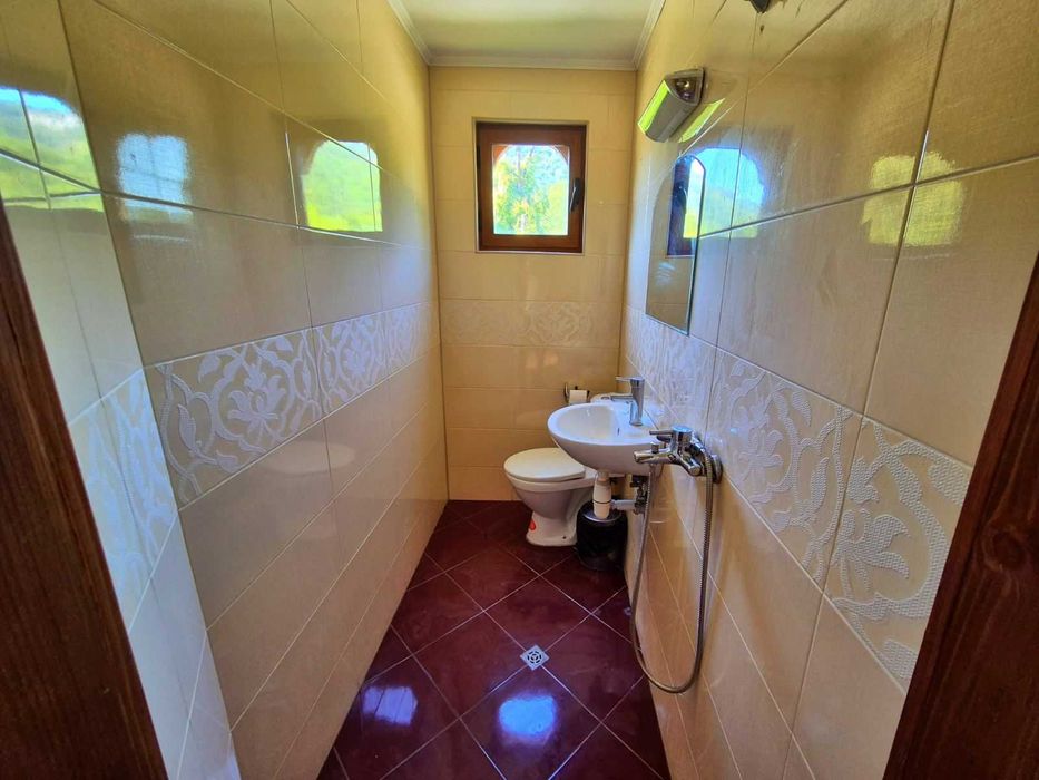 Комплекс -механа и къща за гости до Гложенския манастир и Тетевен !