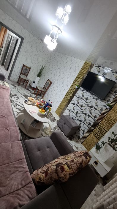 Продам квартиру 4 микрорайон 10 дом