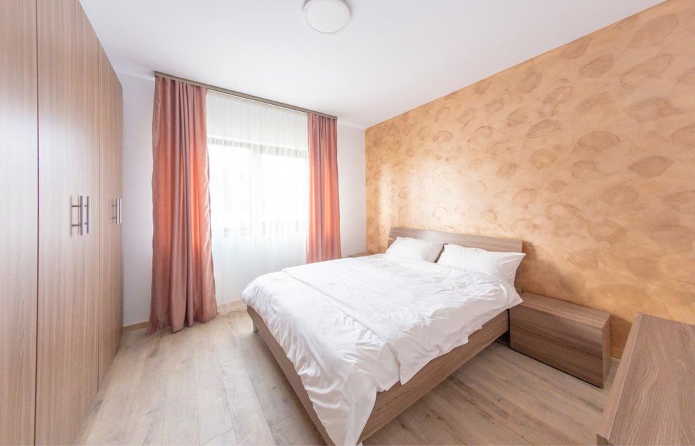 Apartament cu 3 camere de inchiriat in zona Dendrologic