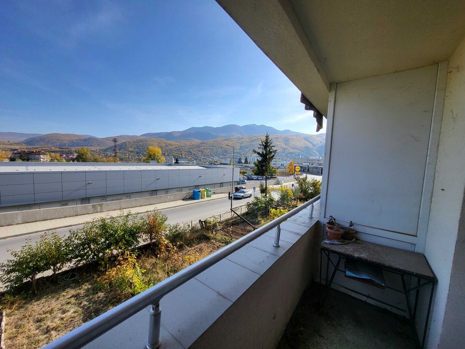 Продава се Тристаен апартамент в Пещера - 63 кв.м за 518 €/кв.м - Снимка #8