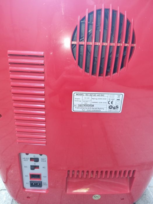 Мини хладилник 12v и 220v