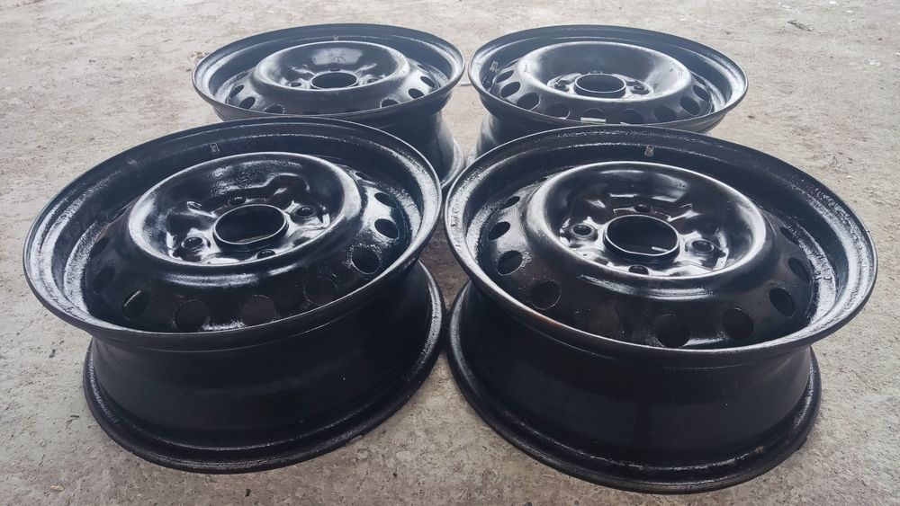 Диск 14 от Ниссан Прерия