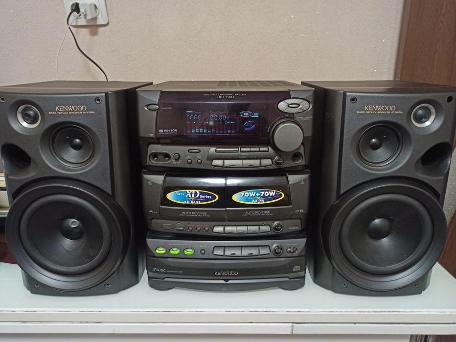 KENWOOD RXD500 работи перфектно мощна и качествена и е транзисторна