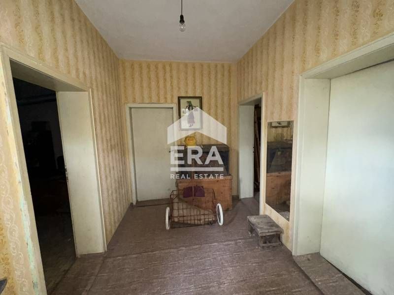 Продава се Къща в с. Динево, Област Хасково - 130 кв.м за 397 €/кв.м - Снимка #3