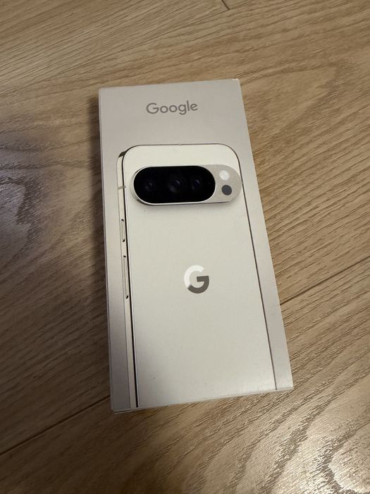 Google Pixel 10 Pro, 128GB, 16GB RAM, 5G, Porcelain, Sigilat
