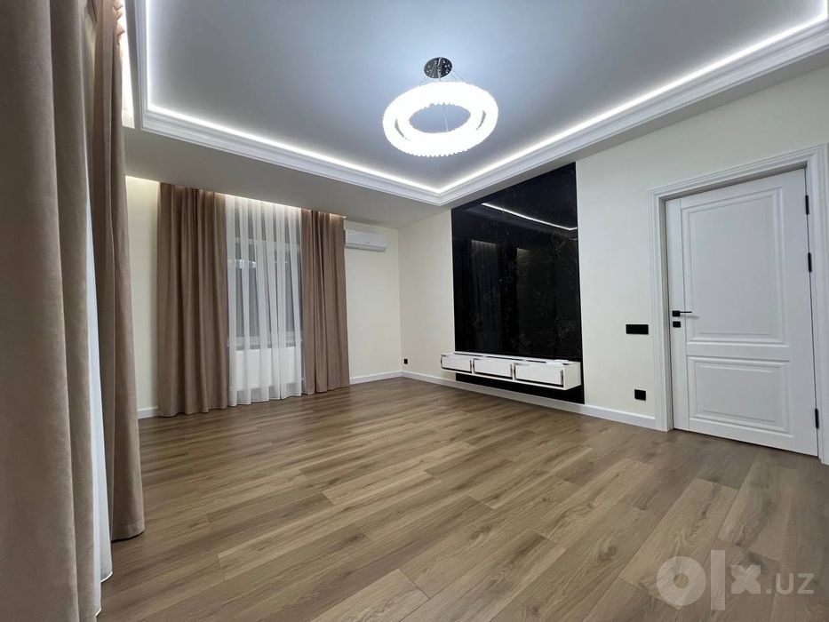 Своя  3 комн евроквартира. Мебель, техника.