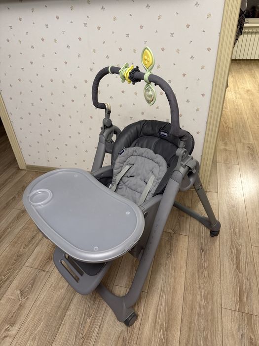 Детский стульчик для кормления