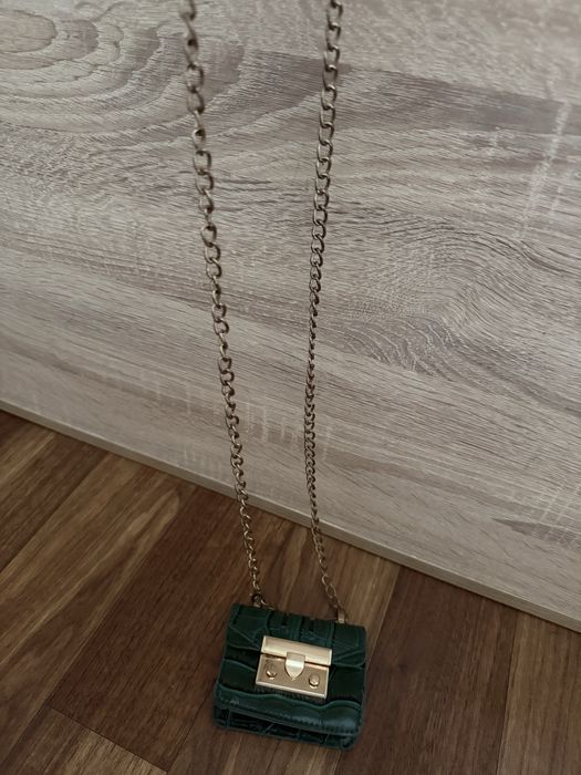 Оригиналнa чанта на Love moschino