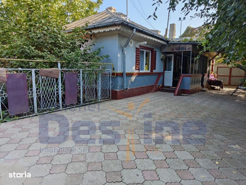 Casa batraneasca modernizata 74 mp + 73 mp anexe teren 585mp