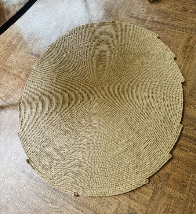 Килим  ръчна изработка – топлина и текстура под краката в