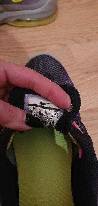 Adidași nike airmax