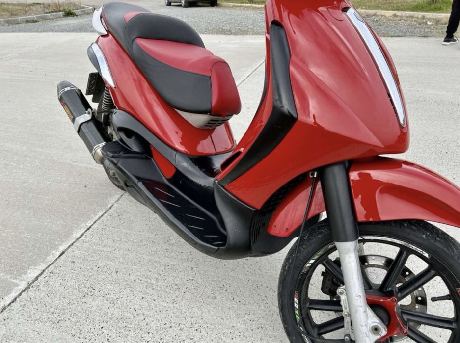 Piaggio Beverly 250 РЕГИСТРАЦИЯ цял или на части