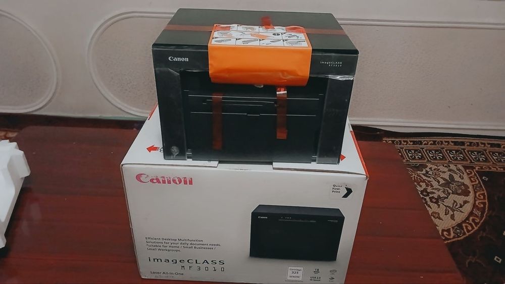 Canon MF3010 3в1 принтер