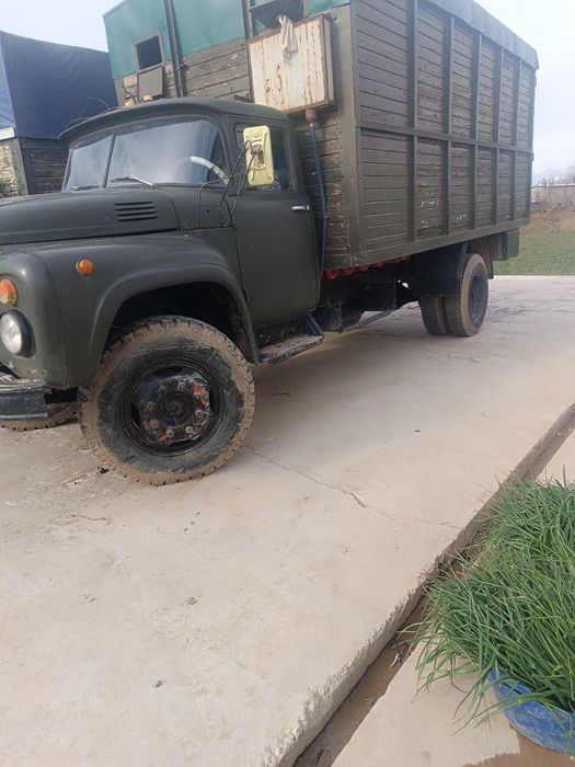 Zil avtomobile sotiladi