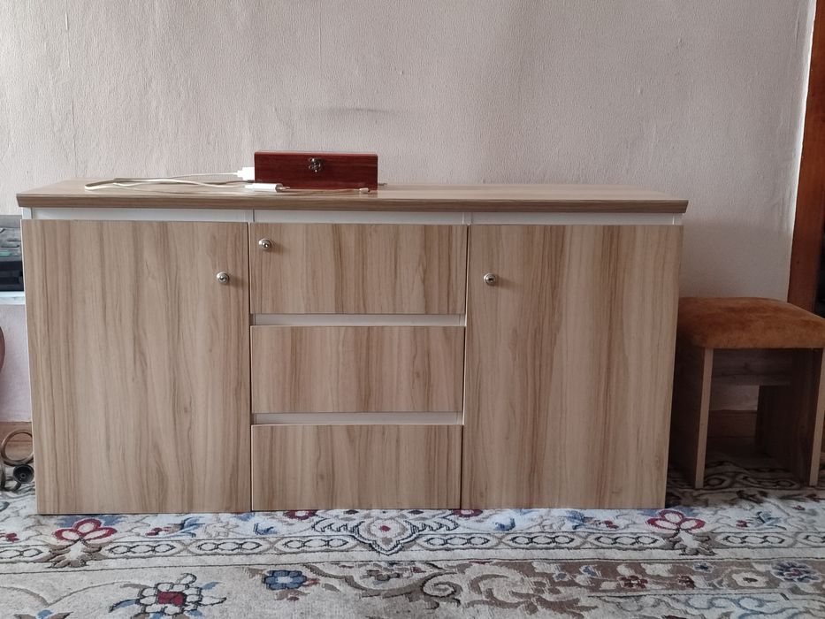 Тумбочка под телевизор