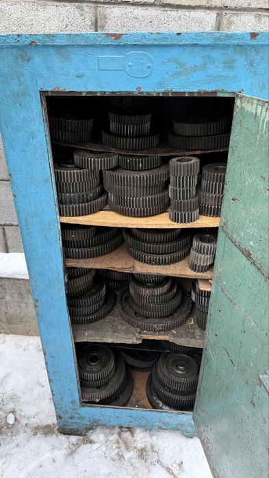 Зубофрезерный станок 5к32а