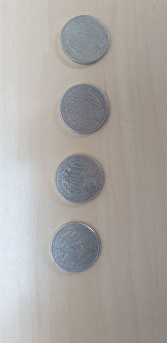 Vând diverse monede