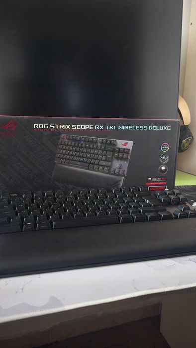 Asus ROG Strix Scope RX TKL Wireless Deluxe Limba maghiara