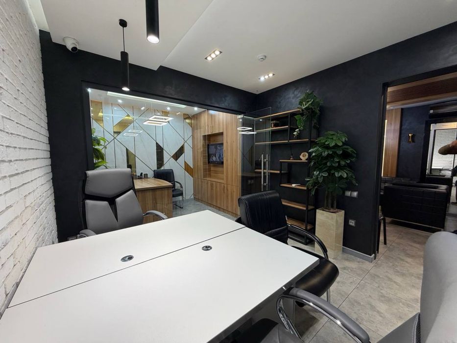 Юнусабад | Бадамзар - Продается нежилое помещение/Евро офис 40м2