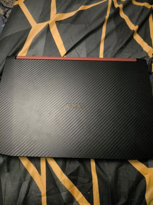 buna ziua, vând laptop de gaming acer nitro 5