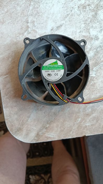 Продам кулеры бу 12 вольт