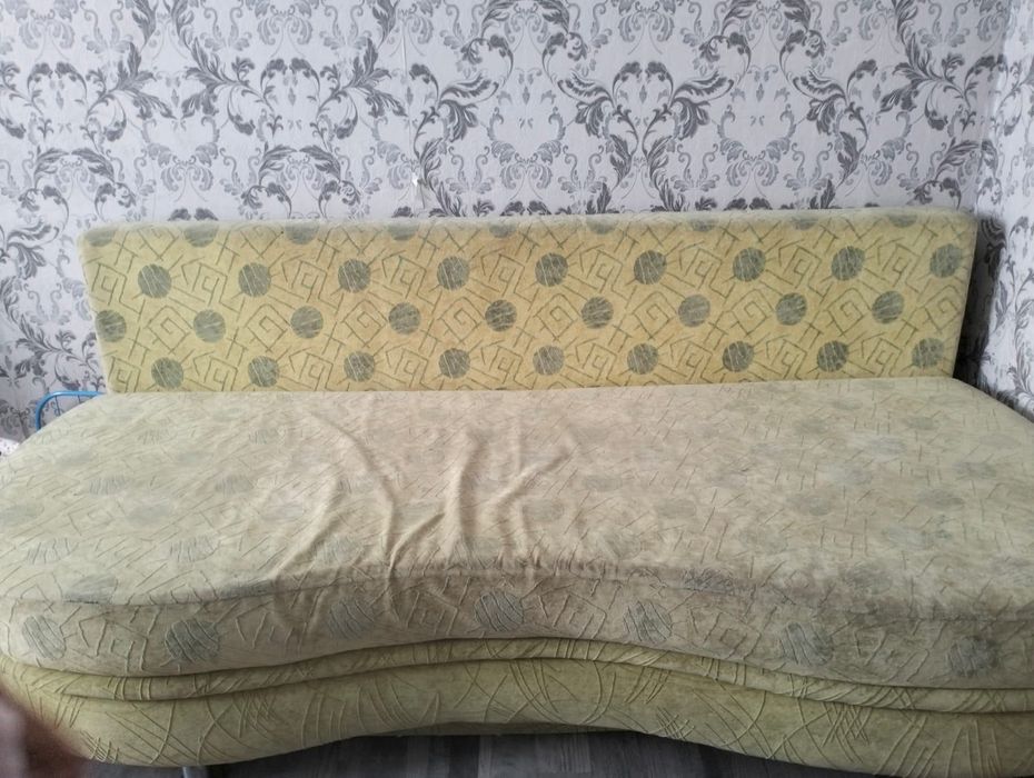 Продам диван в хорошем состоянии