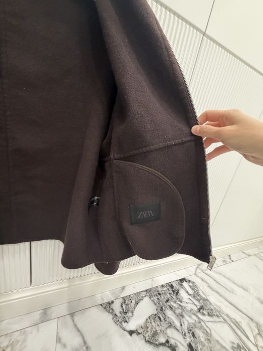 Легкое пальтишко Zara